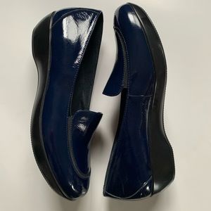 Dansko woman slip on shoe size 41   Blue